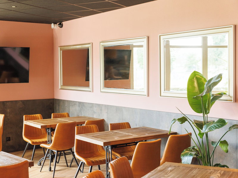 B&B HOTEL Clermont-Ferand Nord Riom, Riom, France