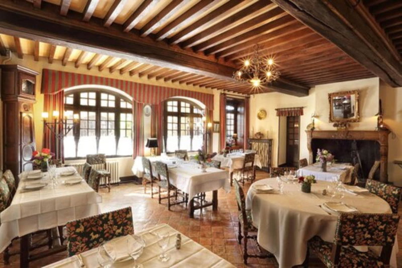 Hostellerie de Pérouges, Perouges, France