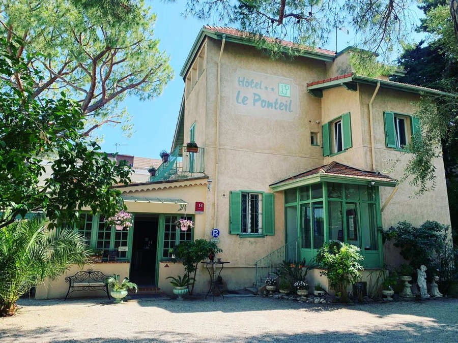 Hotel Le Ponteil, Antibes, Francia