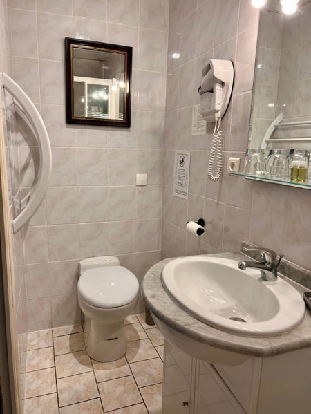 Hotel Le Ponteil, Antibes, Francia
