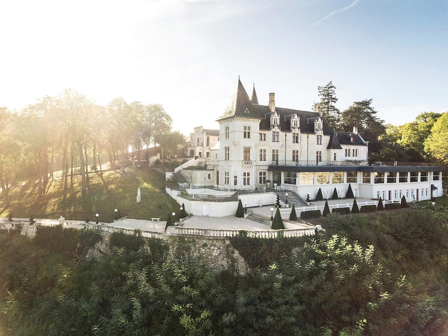 Château Le Prieuré - La Maison Younan, Gennes-Val-de-Loire, France