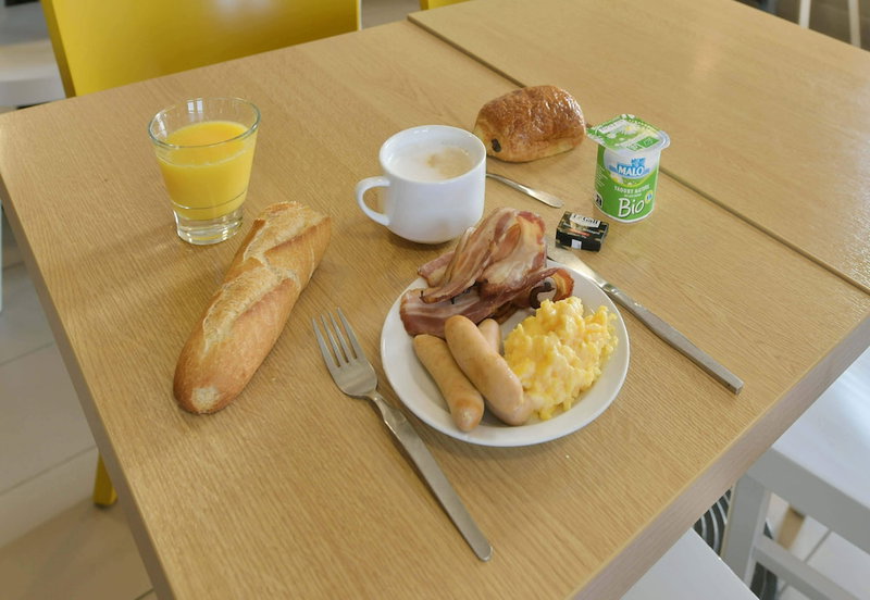 B&B HOTEL Le Mans Nord 1, Saint-Saturnin, France