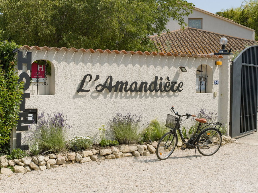 Hotel de Charme L'Amandière, St.-Rémy-de-Provence, France