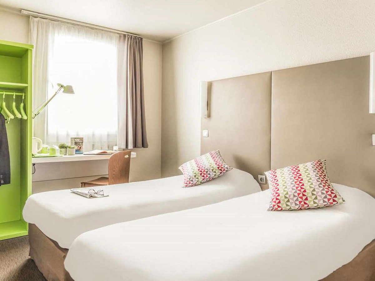 Отель · Campanile Hotel Beauvais, Beauvais