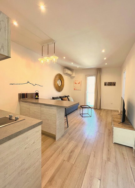 Les Appartements du Vieux-Port, Marseille, France