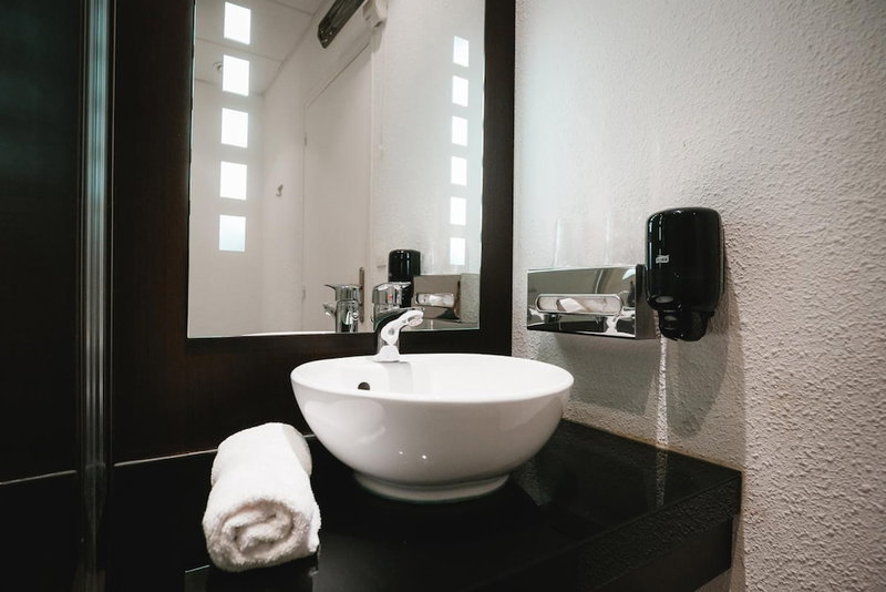 Zenia Hotel & Spa, Proville, France