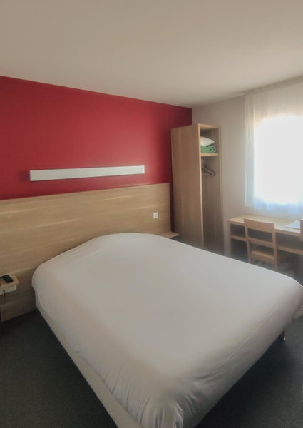 Fasthotel Laval, Laval, France