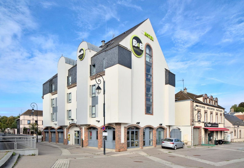B&B HOTEL Dreux Centre, Dreux, France