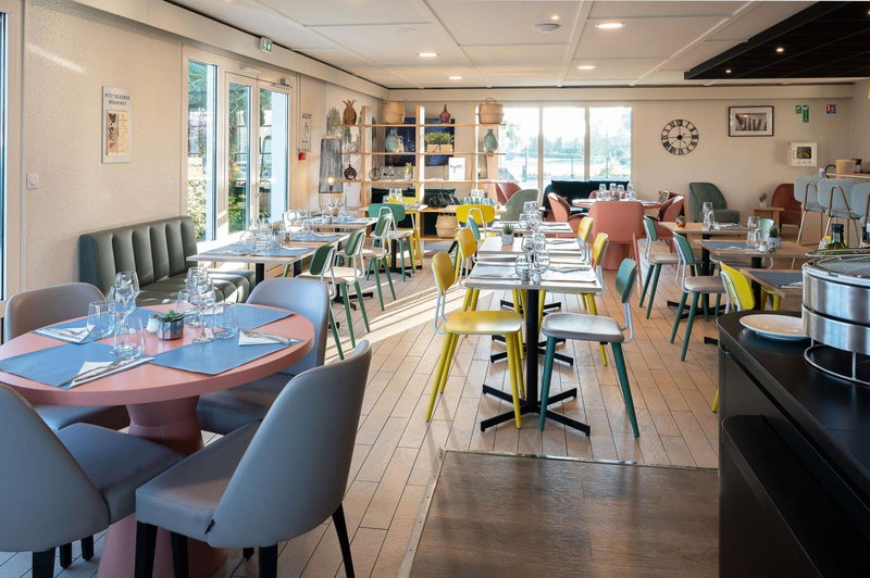 Sure Hotel by Best Western Rochefort-sur-Mer, Tonnay-Charente, France
