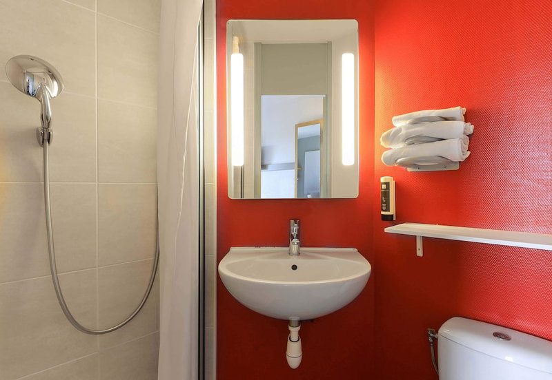 B&B HOTEL Beaune Sud (2), Beaune, France