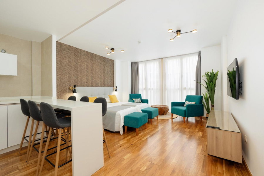 Apartamentos Debambú, Málaga, España