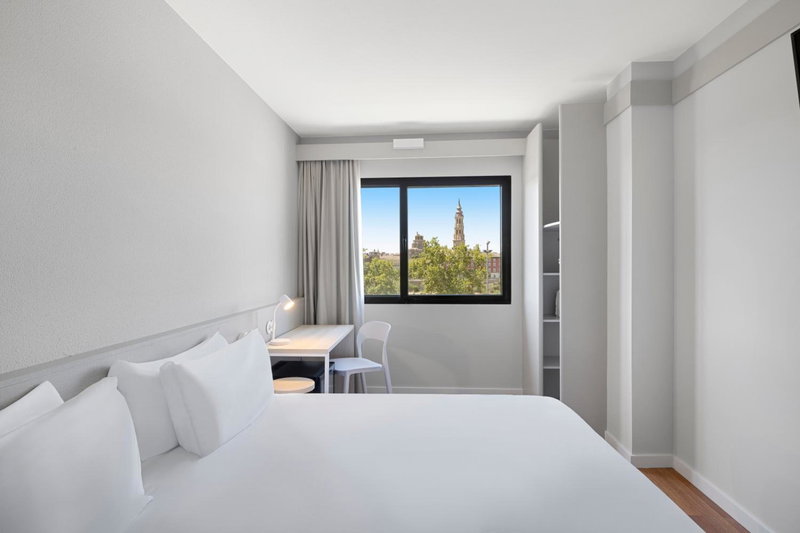 B&B HOTEL Zaragoza Centro, Zaragoza, Spanien