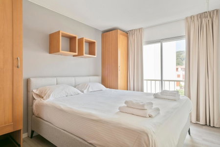 Apartamentos Barcarola, Salou, Spain