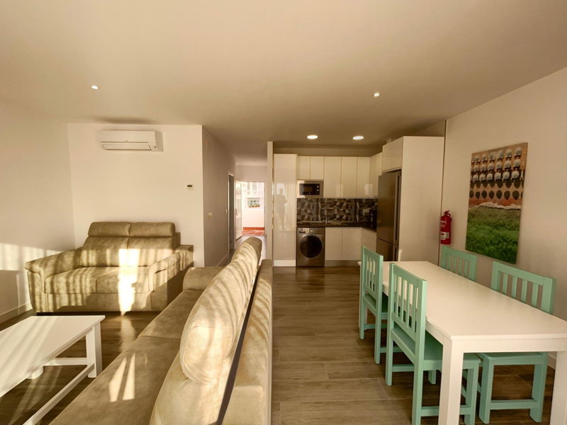 Apartamentos Perla Marina, Nerja, Spain