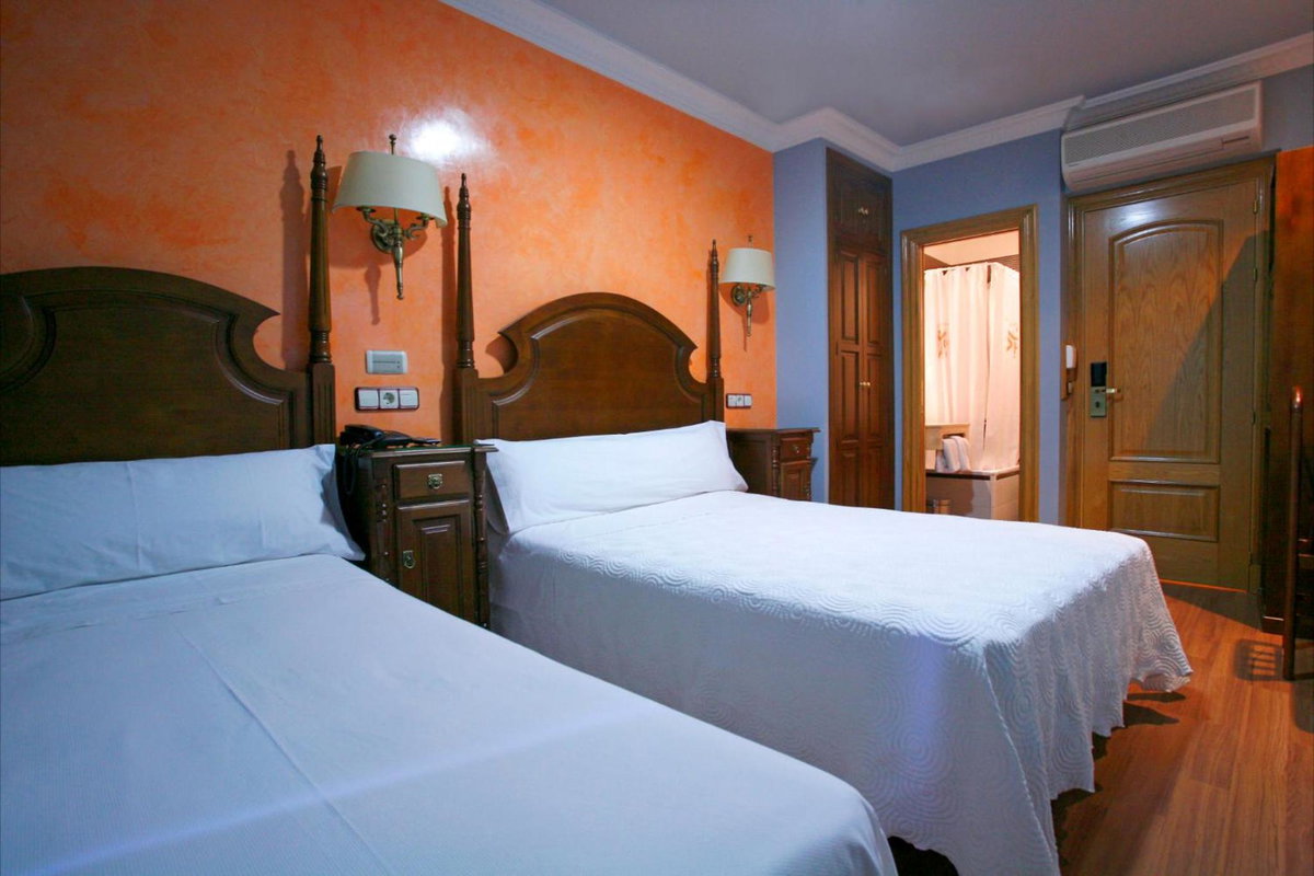 Hotel · Hostal Victoria II, Madrid