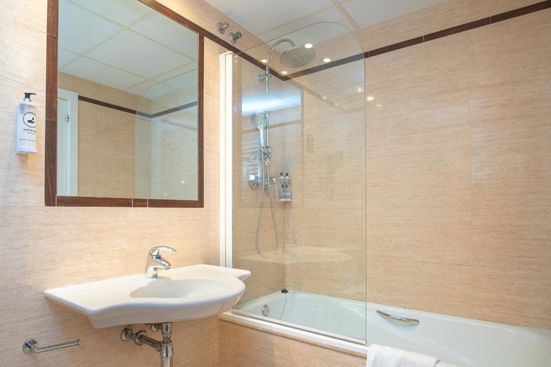 VTZ Hotel El Príncipe, Zaragoza, Spain