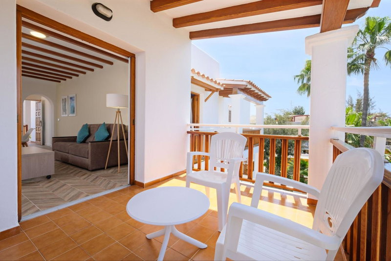 azuLine Apartamentos Can Sanso, Santa Eularia des Riu, España