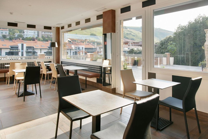 Hotel Flysch, Zumaia, Spain