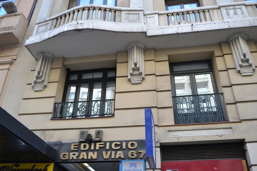 Room Gran Vía Apartments, Madrid, Испания