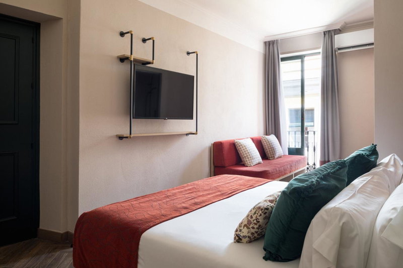 Honest Sevilla Hotel, Seville, Испания