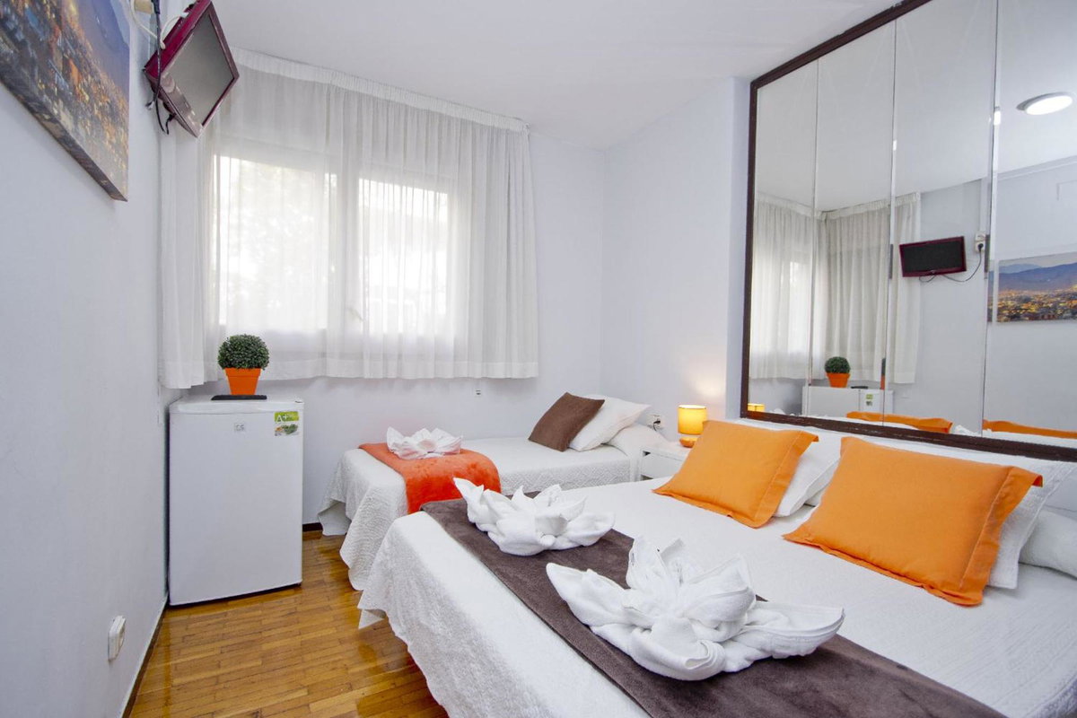 Barcelona City Seven Hostal, Spain