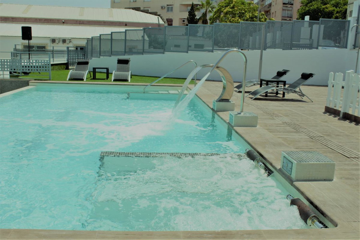 Hotel · Deluxe Hostels & Suites Merida, Merida