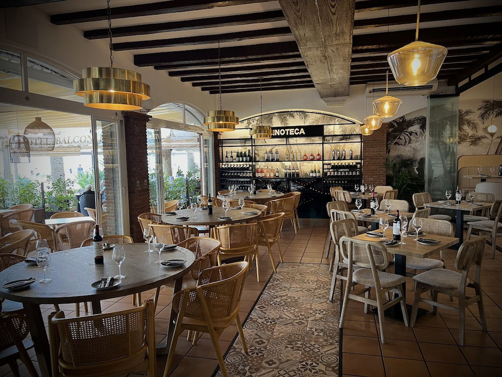 Hôtel · Marissal by Dorobe Hotels, Nerja