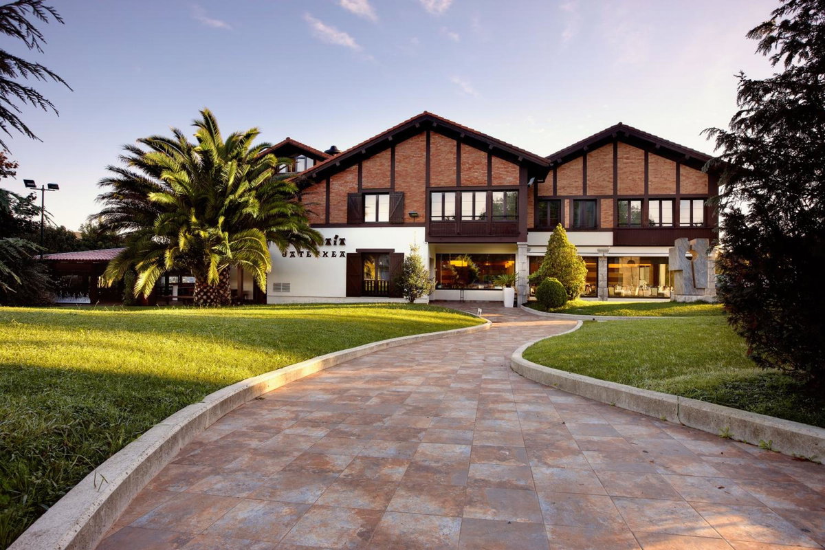 Hotel · Atalaia, Irún