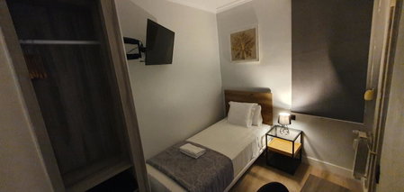 CH Otello Rooms by HEBEROOMS, Madrid, Spanien