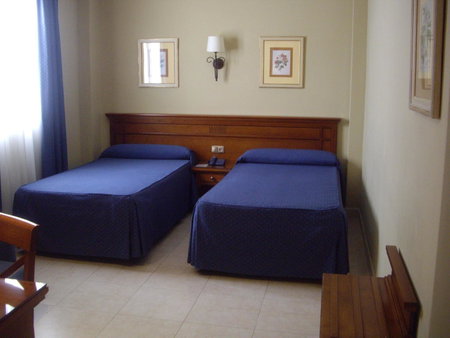 Hotel Manolo Mayo, Los Palacios y Villafranca, Spain