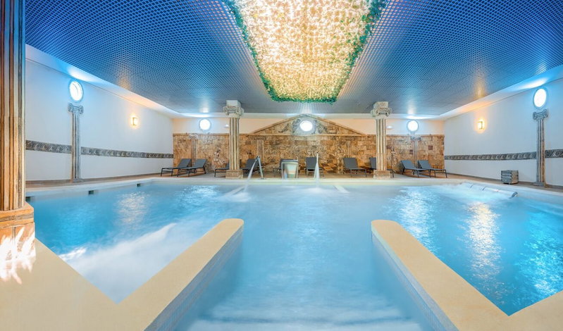 Magic Robin Hood Waterpark Lodge Resort, L'Alfas del Pi, Spain