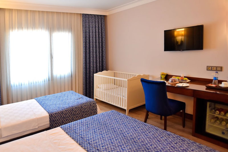 Golden Lake Hotel, Adana, Turkey