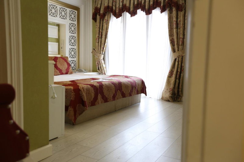 Hotel Queens Land, Istanbul, Turkey