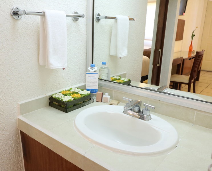 Hotel Misión Express Saltillo, Saltillo, Мексика