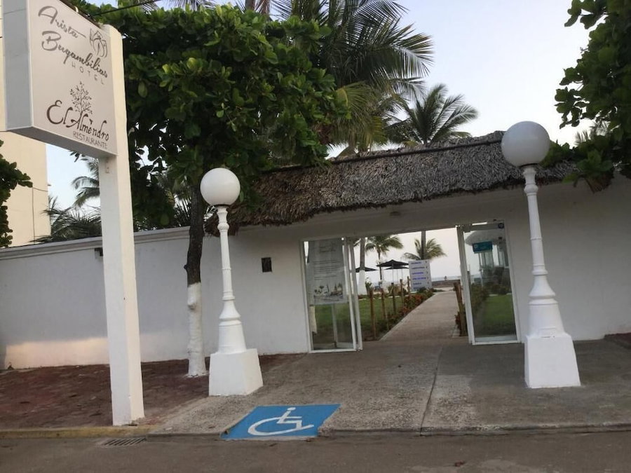 Hotel Arista Bugambilias, Tonalá, Mexico