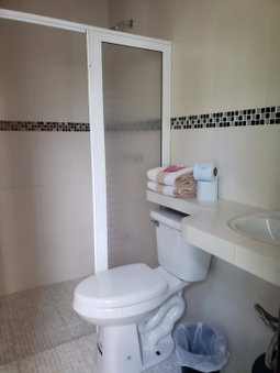 A una calle del ado 5ta avenida, Playa del Carmen, México