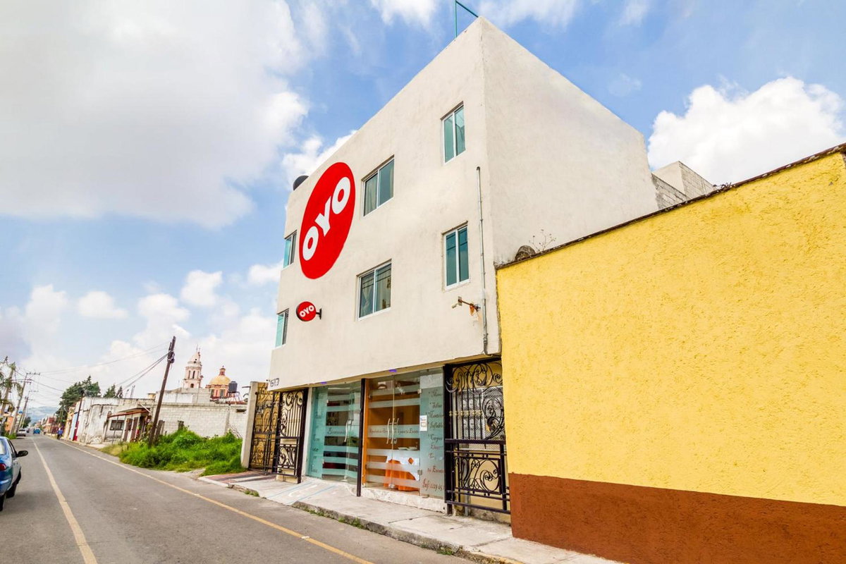 OYO Hotel Familiar Tollan Cholula, Мексика
