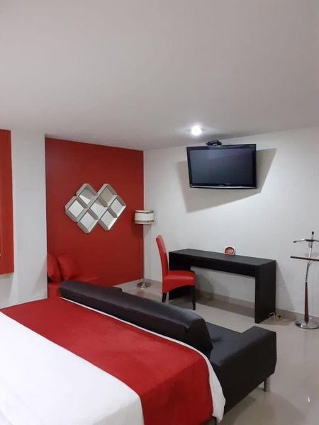 CEO Hotel Business Class, Morelia, México