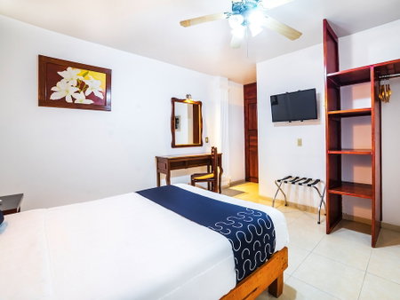 Hotel Cano, Celaya, Mexico
