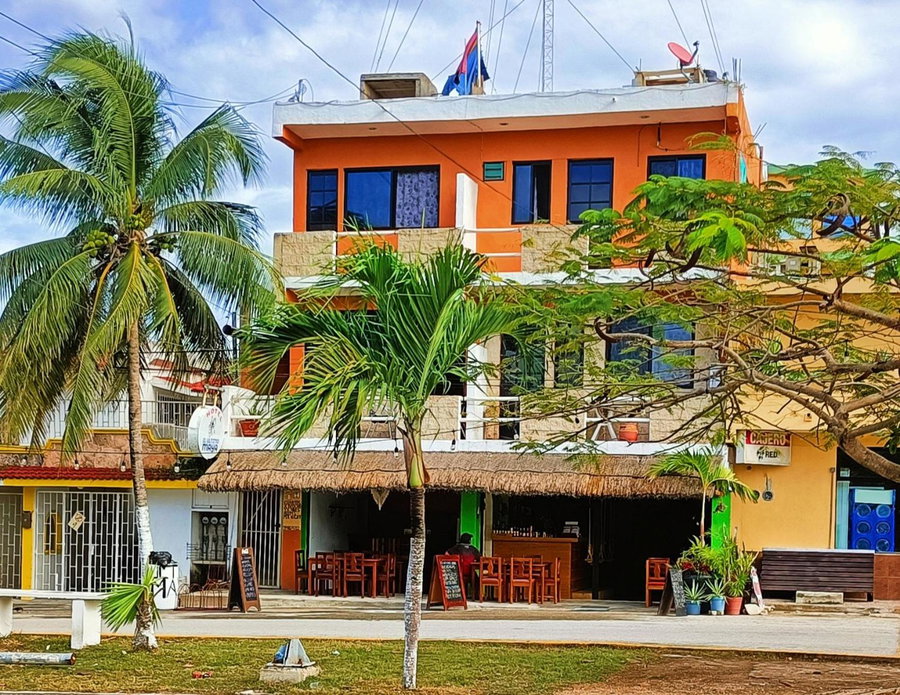 El Ultimo Maya, Akumal, México
