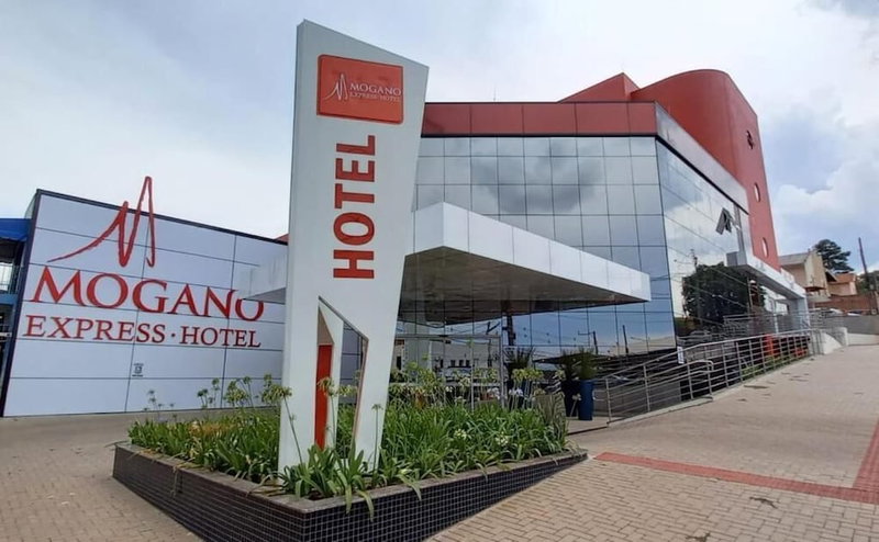 Mogano Express Hotel, Chapecó, Бразилия