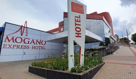 Mogano Express Hotel, Chapecó, Бразилия