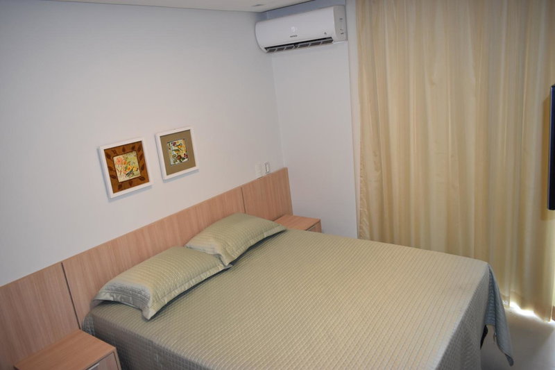 Everest Flat Service, Caldas Novas, Brasil