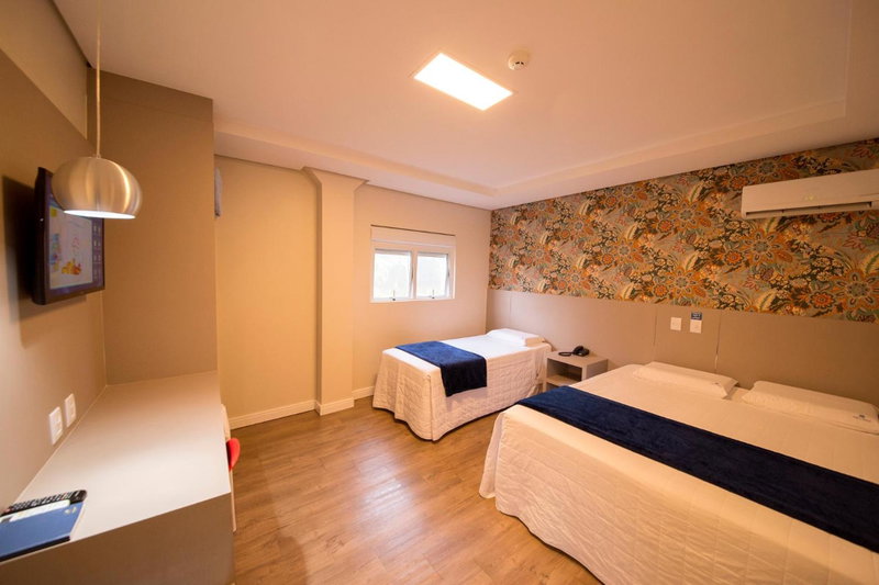 Hiber Hotel - Acesso a Chapecó, Chapecó, Бразилия