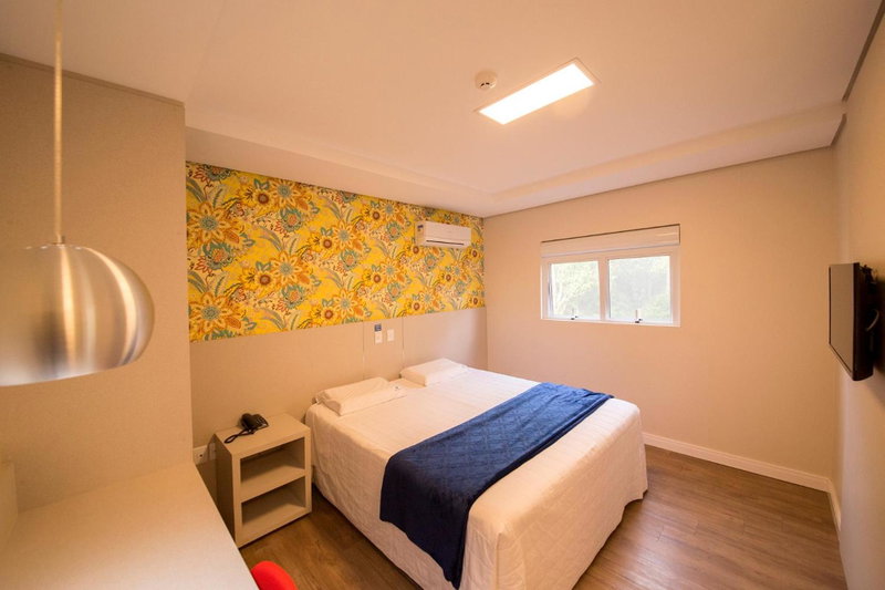 Hiber Hotel - Acesso a Chapecó, Chapecó, Бразилия
