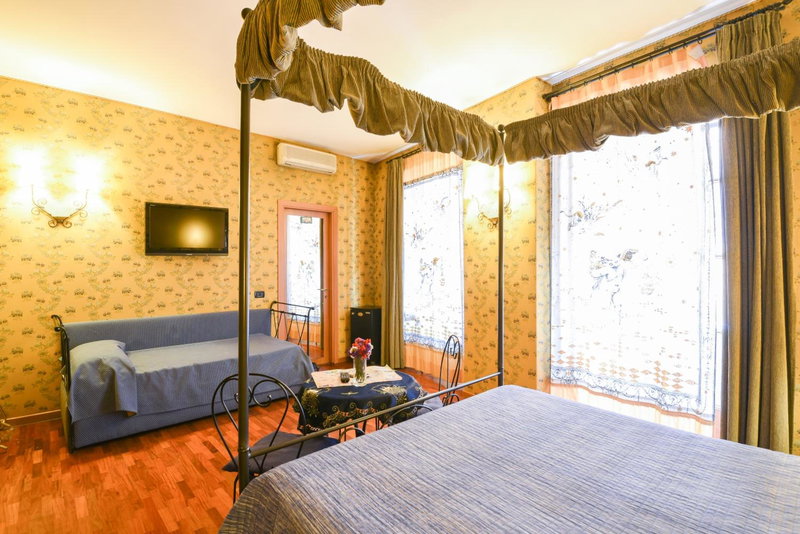 Residenza Ave Roma, Rome, Italia