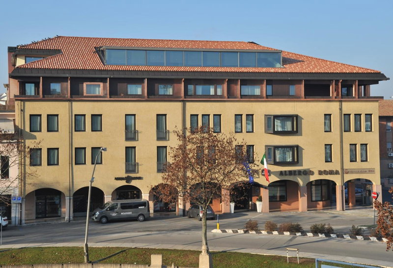 Albergo Roma, BW Signature Collection, Castelfranco Veneto, Италия