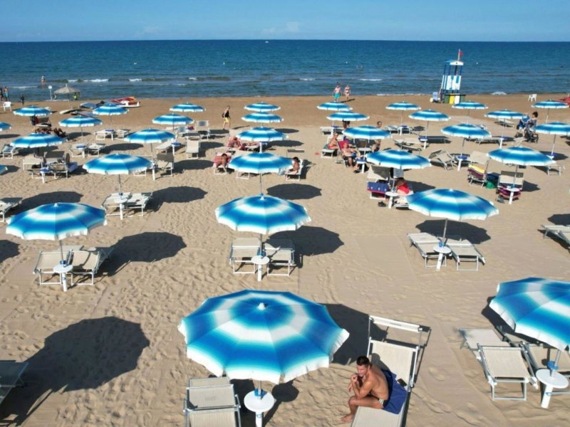 Hotel I Melograni, Vieste, Италия