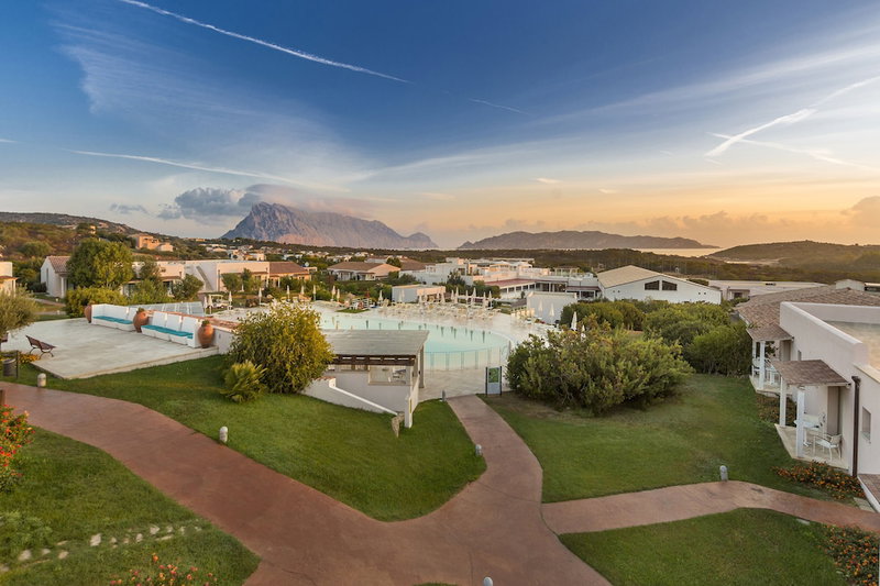 Resort Grande Baia, San Teodoro, Италия