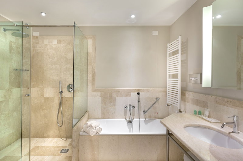 Resort Grande Baia, San Teodoro, Италия